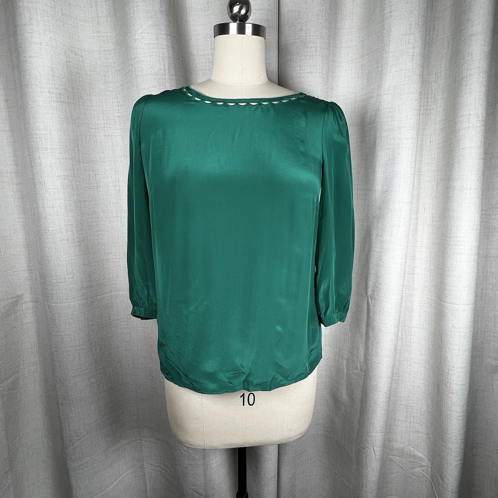 NEW!‎ J.Crew Women's 8 Petite Green Scalloped Cutout Neck Silk Top Blouse Shirt